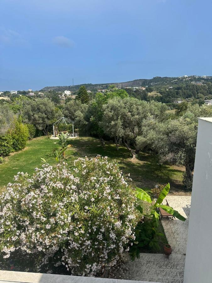 Serenade Luxury Villa Koskinou  ภายนอก รูปภาพ